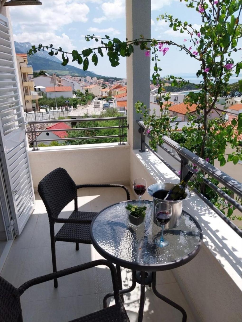 Apartments Josip Baška Voda Exteriér fotografie